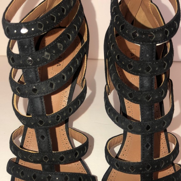 Alaia Paris Black Sandals - Picture 7 of 13